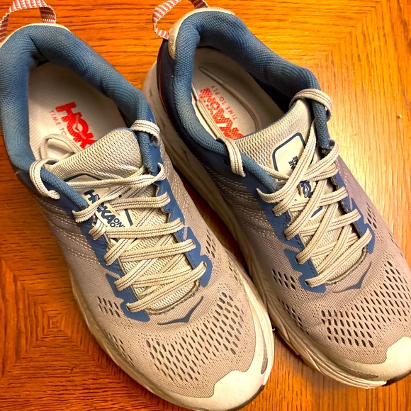 hoka shoes womens size 8